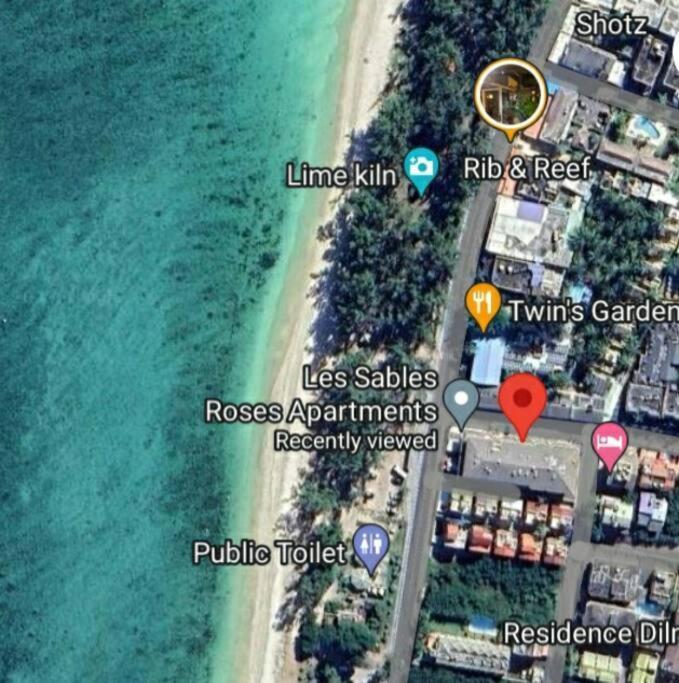 3 Bedroom Beachside Apartment - 30 Secs From Beach Flic-en-Flacq Exterior foto