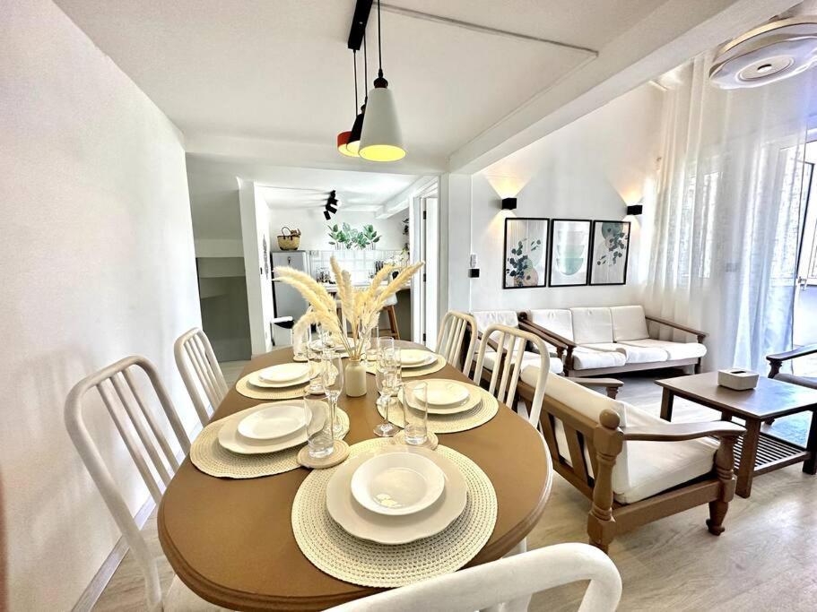 3 Bedroom Beachside Apartment - 30 Secs From Beach Flic-en-Flacq Exterior foto